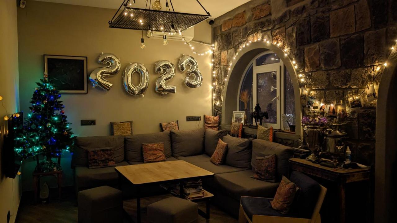 יירבאן Highland Hostel מראה חיצוני תמונה